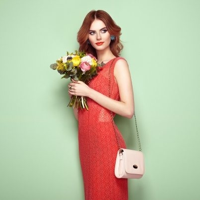 rsz_blonde-young-woman-in-elegant-red-dress-p37bd78_2-403x403
