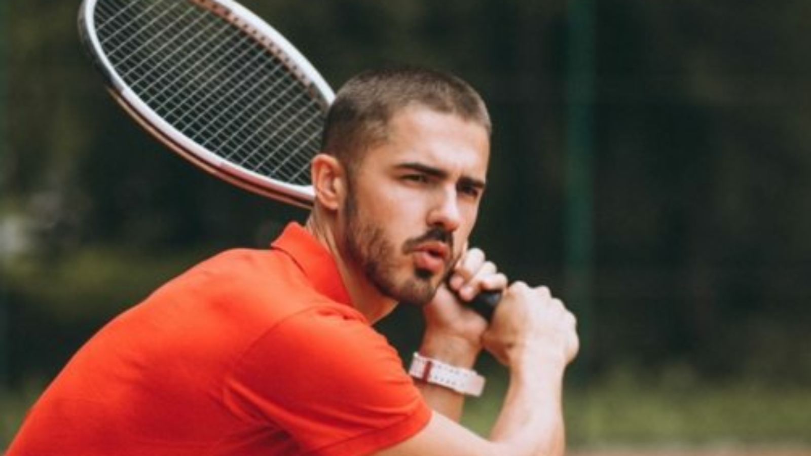young-male-tennis-player-court-503x503